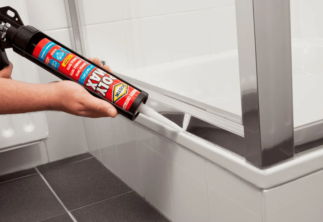 Применение силикона при монтаже душевой кабины